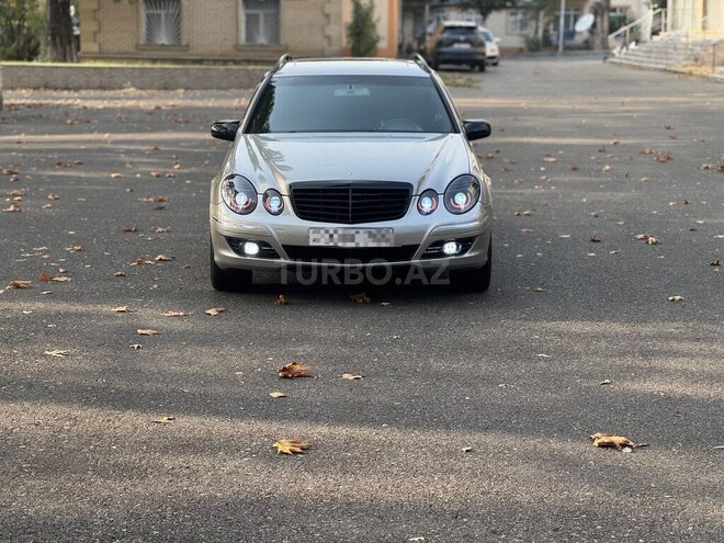 Mercedes E 320 4MATIC 2004, 325,000 km - 3.2 l - İsmayıllı