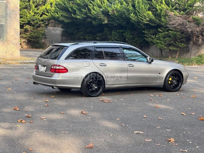 Mercedes E 320 4MATIC 2004, 325,000 km - 3.2 l - İsmayıllı