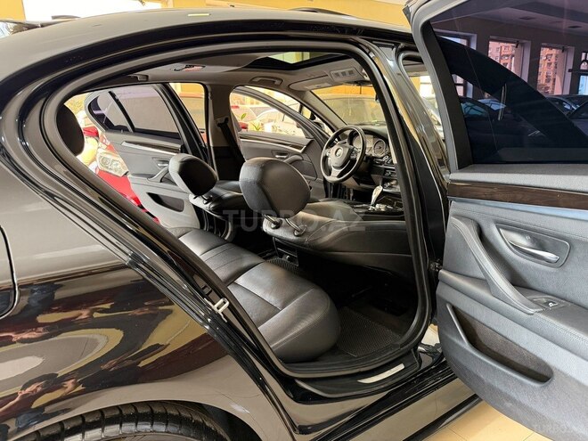 BMW 528 2015, 241,402 km - 2.0 л - Sumqayıt