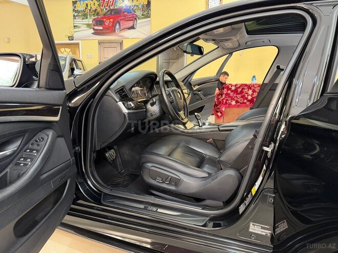 BMW 528 2015, 241,402 km - 2.0 л - Sumqayıt