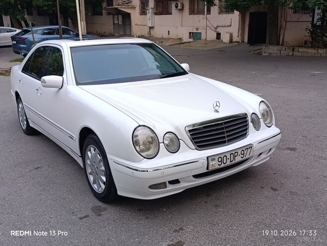 Mercedes E 240 2001, 286,000 km - 2.6 л - Bakı