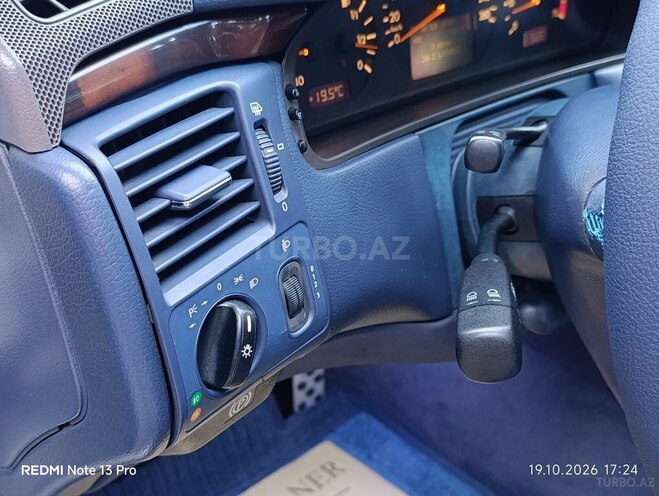 Mercedes E 240 2001, 286,000 km - 2.6 л - Bakı