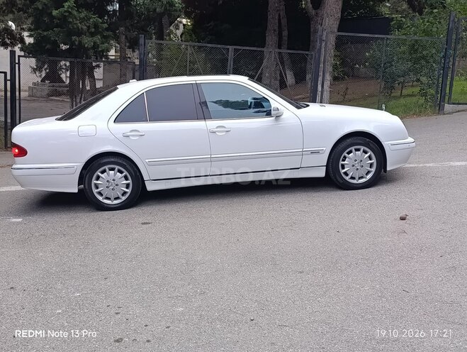 Mercedes E 240 2001, 286,000 km - 2.6 л - Bakı
