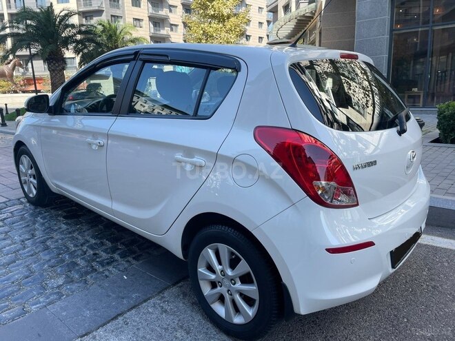 Hyundai i20 2013, 58,000 km - 1.4 l - Bakı