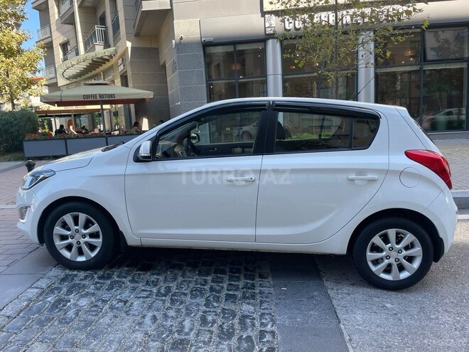 Hyundai i20 2013, 58,000 km - 1.4 l - Bakı