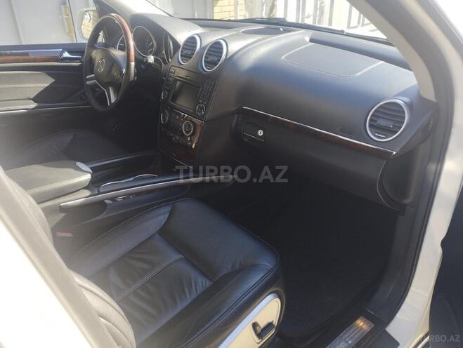 Mercedes GL 450 4MATIC 2010, 235,000 km - 4.7 l - Bakı