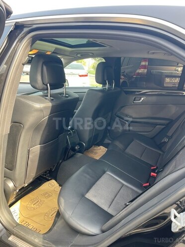 Mercedes E 220 2011, 301,743 km - 2.1 л - Bakı