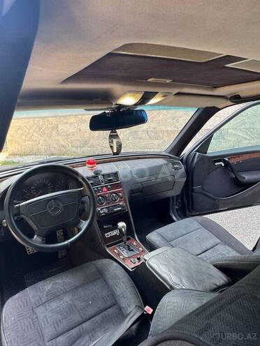 Mercedes C 200 1997, 350,000 km - 2.0 л - İsmayıllı