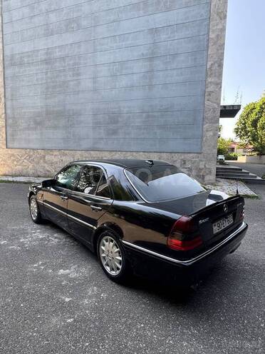 Mercedes C 200 1997, 350,000 km - 2.0 л - İsmayıllı
