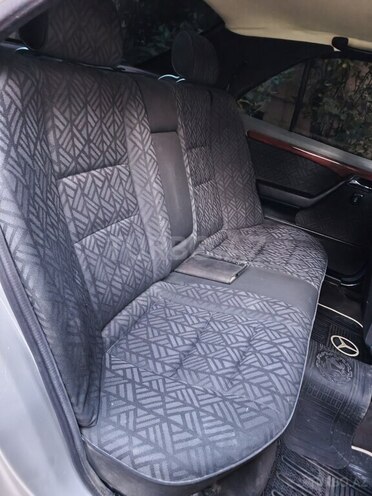 Mercedes C 200 1996, 256,345 km - 2.0 л - Bakı
