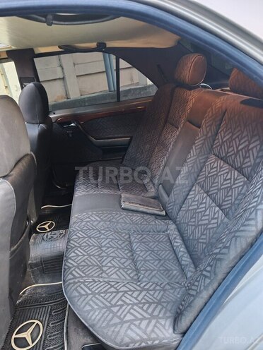 Mercedes C 200 1996, 256,345 km - 2.0 л - Bakı