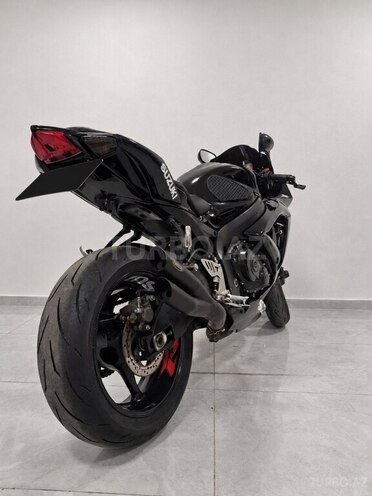 Suzuki GSR 750 2009, 75,000 km - 0.8 l - Bakı