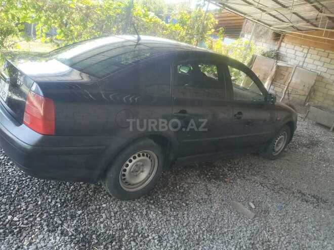 Volkswagen Passat 1998, 200,000 km - 2.8 l - Ağdaş