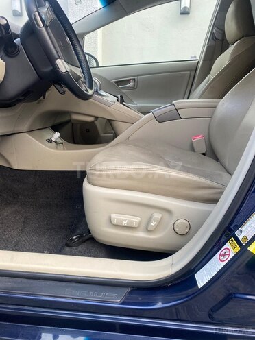 Toyota Prius 2013, 250,000 km - 1.8 л - Bakı