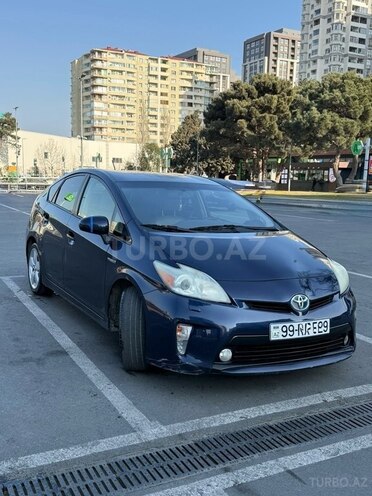 Toyota Prius 2013, 250,000 km - 1.8 л - Bakı