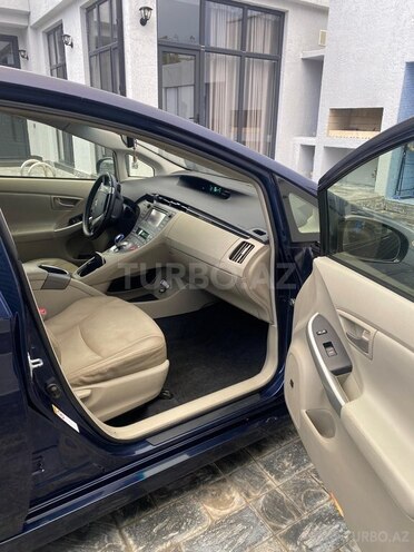 Toyota Prius 2013, 250,000 km - 1.8 л - Bakı