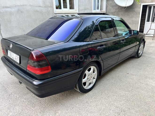 Mercedes C 230 1997, 350,000 km - 2.3 л - Quba