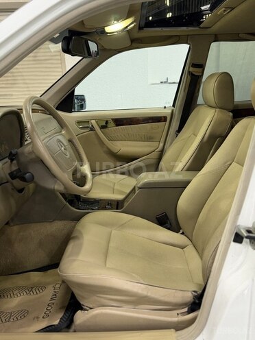 Mercedes C 230 1998, 243,000 km - 2.3 л - Sumqayıt