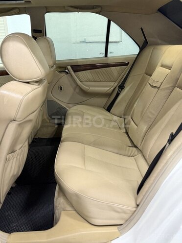 Mercedes C 230 1998, 243,000 km - 2.3 л - Sumqayıt