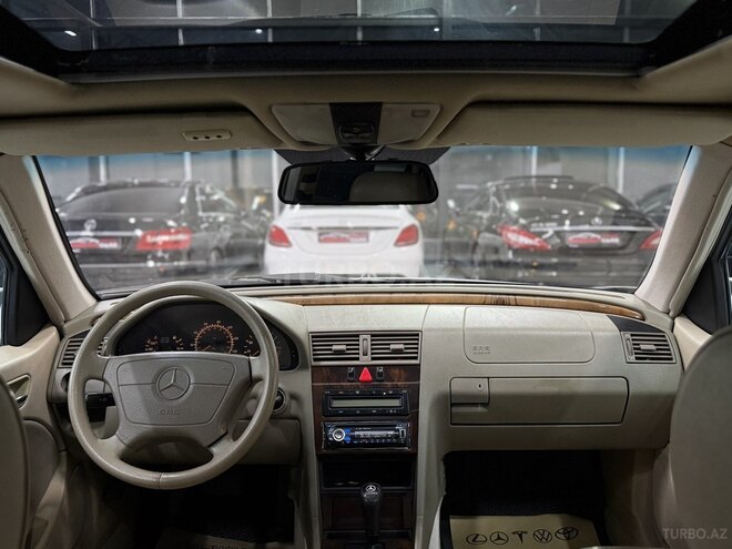 Mercedes C 230 1998, 243,000 km - 2.3 л - Sumqayıt