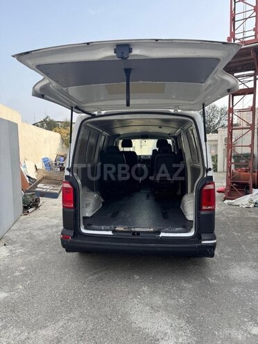Volkswagen Transporter 2017, 179,000 km - 2.0 l - Bakı