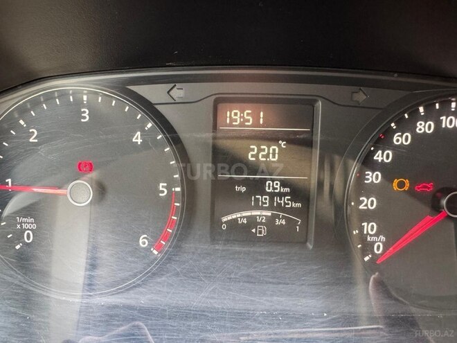 Volkswagen Transporter 2017, 179,000 km - 2.0 l - Bakı