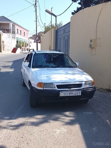 Opel Astra 1996, 148,110 km - 1.6 l - Sumqayıt