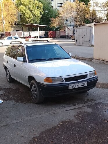Opel Astra 1996, 148,110 km - 1.6 l - Sumqayıt