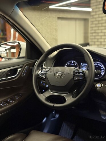 Hyundai Grandeur 2017, 187,500 km - 2.2 l - Bakı
