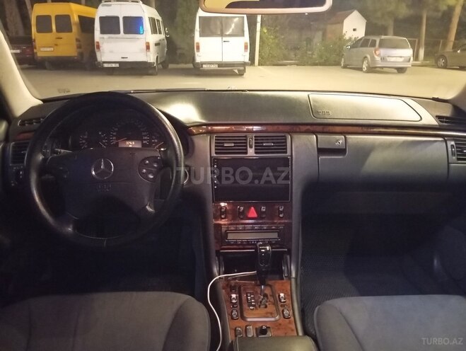 Mercedes E 240 2000, 363,258 km - 2.4 l - Şirvan