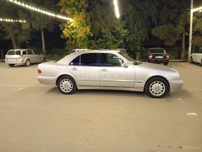 Mercedes E 240 2000, 363,258 km - 2.4 l - Şirvan