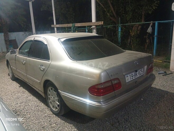 Mercedes E 230 1997, 515,236 km - 2.3 l - Füzuli