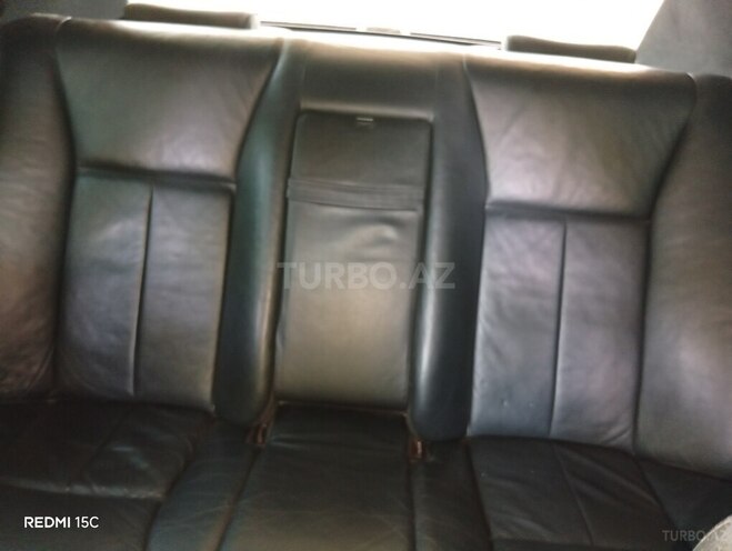 Mercedes E 230 1997, 515,236 km - 2.3 l - Füzuli