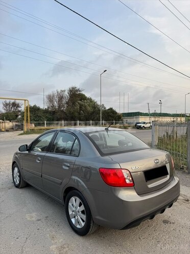 Kia Rio 2011, 237,000 km - 1.4 l - Sumqayıt