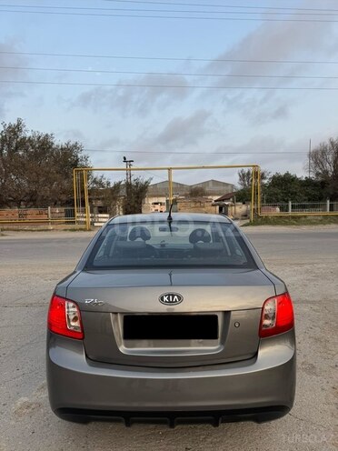 Kia Rio 2011, 237,000 km - 1.4 l - Sumqayıt