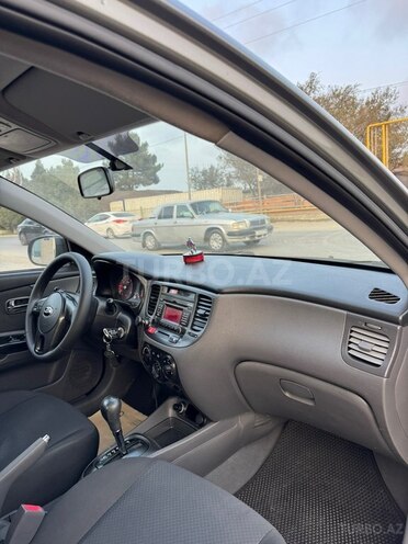 Kia Rio 2011, 237,000 km - 1.4 l - Sumqayıt