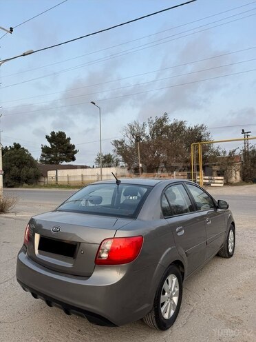 Kia Rio 2011, 237,000 km - 1.4 l - Sumqayıt