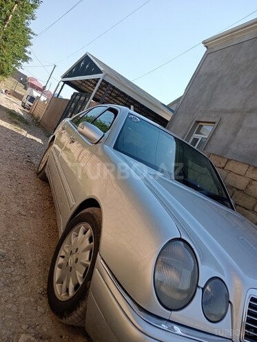 Mercedes E 320 1999, 392,322 km - 3.2 л - Bakı