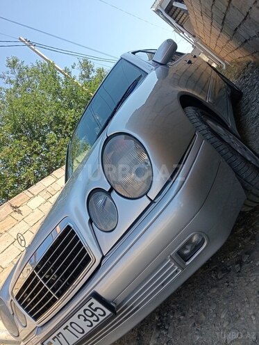 Mercedes E 320 1999, 392,322 km - 3.2 л - Bakı