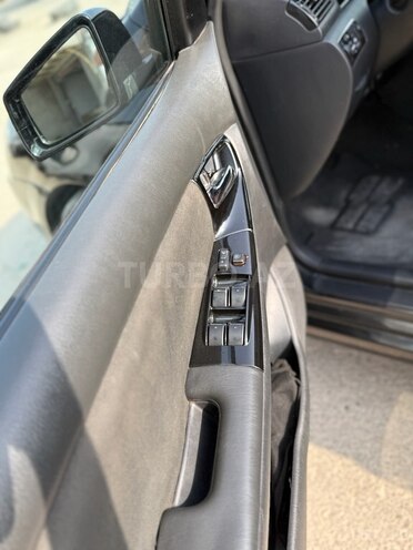 Toyota Corolla 2005, 335,500 km - 1.4 l - Sumqayıt
