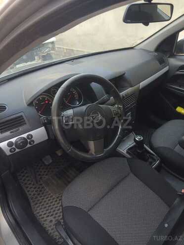 Opel Astra 2006, 365,000 km - 1.3 l - Bakı