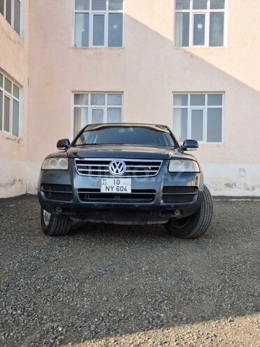 Volkswagen Touareg 2003, 331,889 km - 3.2 l - Lerik