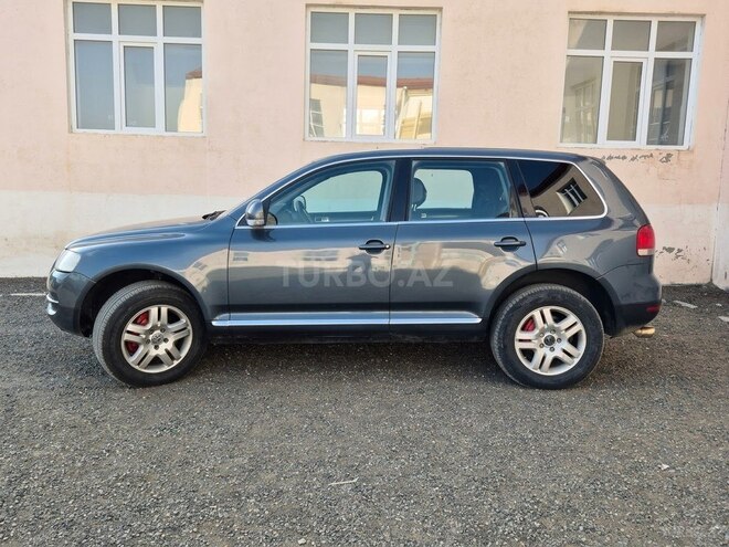Volkswagen Touareg 2003, 331,889 km - 3.2 l - Lerik