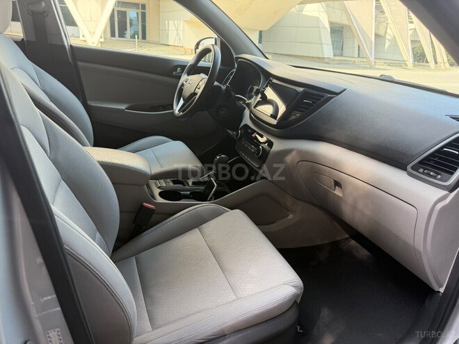 Hyundai Tucson 2016, 117,228 km - 2.0 л - Bakı
