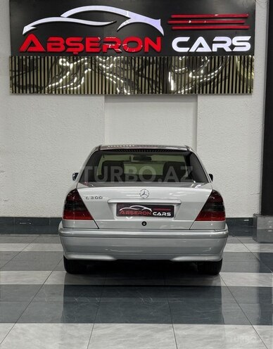 Mercedes C 200 2000, 264,000 km - 2.0 l - Sumqayıt