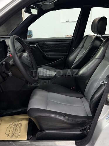 Mercedes C 200 2000, 264,000 km - 2.0 l - Sumqayıt