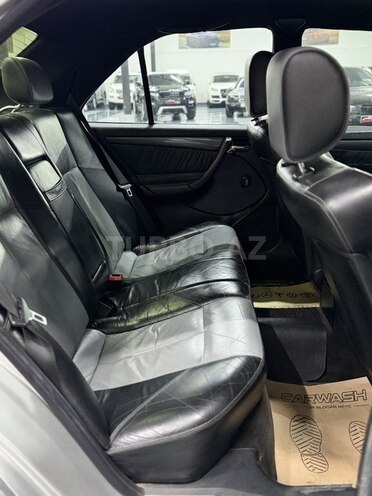 Mercedes C 200 2000, 264,000 km - 2.0 l - Sumqayıt