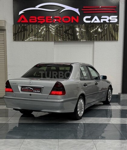 Mercedes C 200 2000, 264,000 km - 2.0 l - Sumqayıt