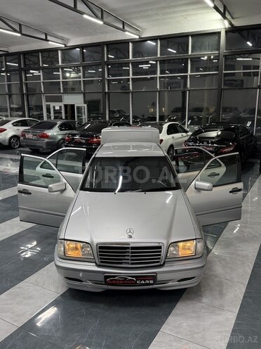 Mercedes C 200 2000, 264,000 km - 2.0 l - Sumqayıt