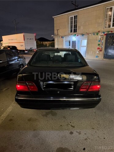 Mercedes E 270 2000, 328,469 km - 2.7 л - Bakı